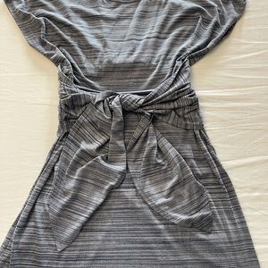 LeLis dress never worn